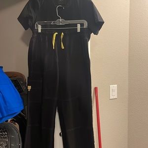 Scrubs set. Black.
